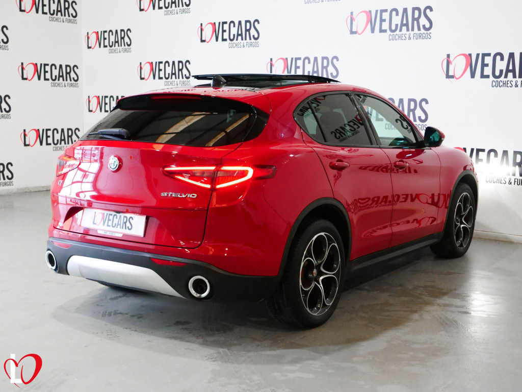 ALFA ROMEO STELVIO 2.2 D AUTOM. Q4 EXECUTIVE 210 de segunda mano
