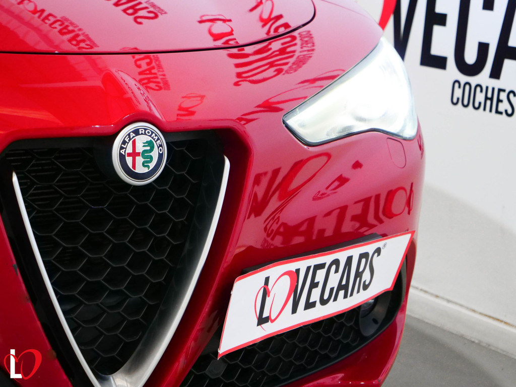 ALFA ROMEO STELVIO 2.2 D AUTOM. Q4 EXECUTIVE 210 de segunda mano