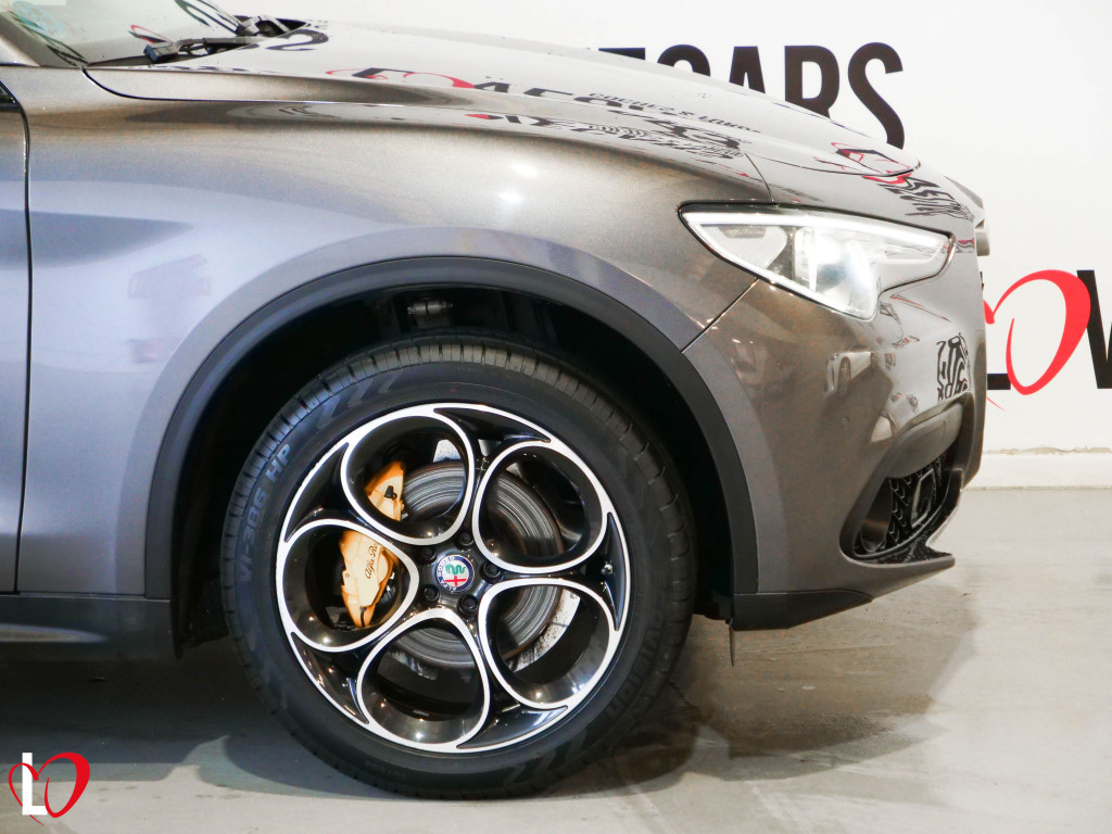 ALFA ROMEO STELVIO 2.2 D AUTOM. Q4 EXECUTIVE 210 de segunda mano