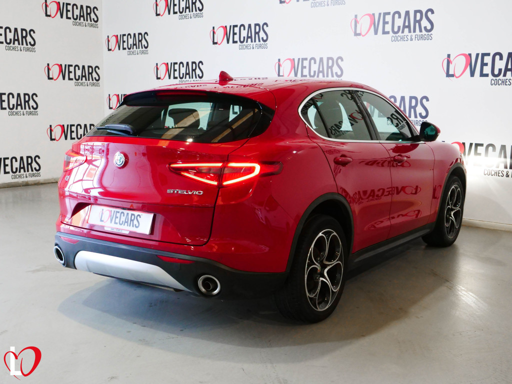 ALFA ROMEO STELVIO 2.2 D AUTOM. Q4 EXECUTIVE 210 de segunda mano