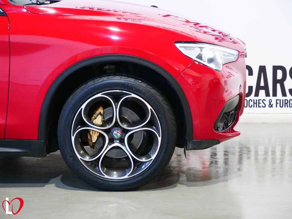 ALFA ROMEO STELVIO 2.2 D AUTOM. Q4 EXECUTIVE 210 de segunda mano