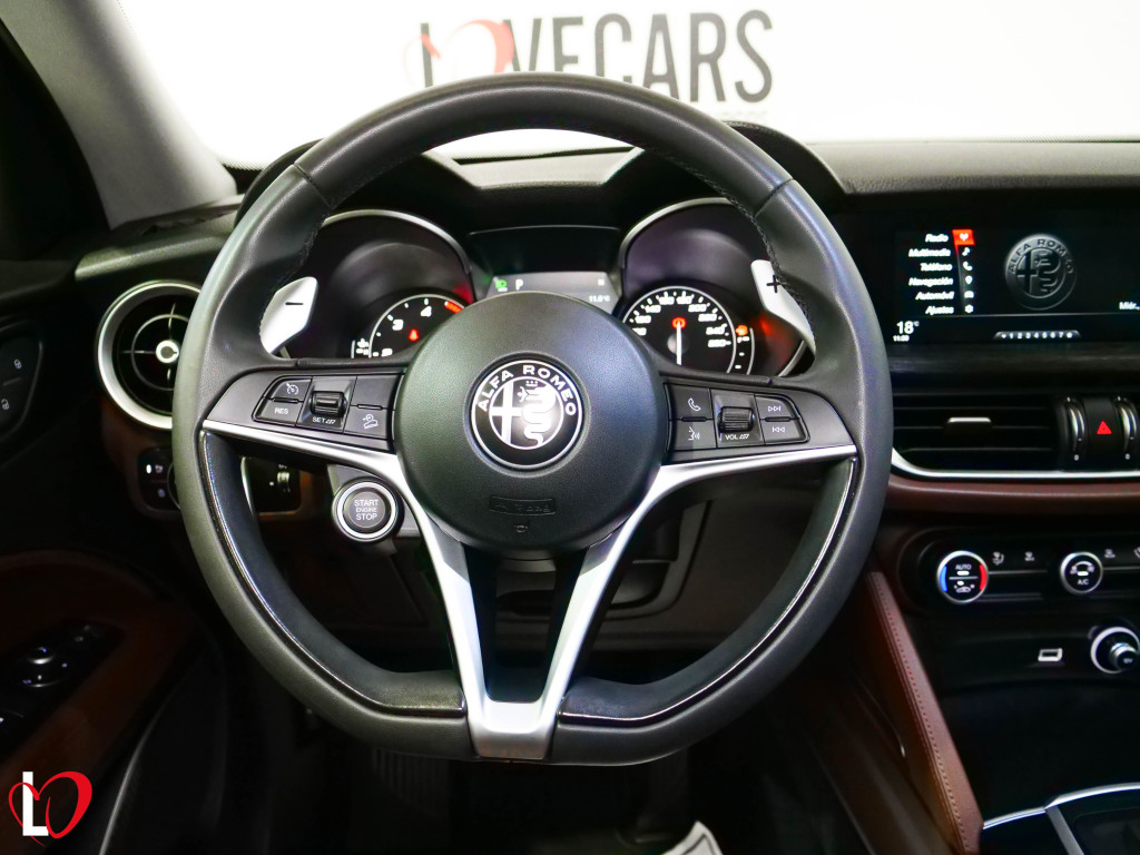 ALFA ROMEO STELVIO 2.2 D AUTOM. Q4 EXECUTIVE 210 de segunda mano