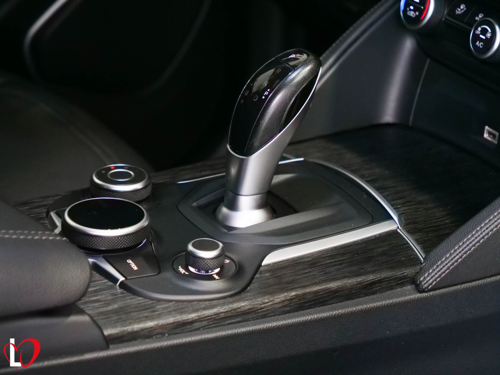 ALFA ROMEO STELVIO 2.2 D AUTOM. Q4 EXECUTIVE 210 de segunda mano