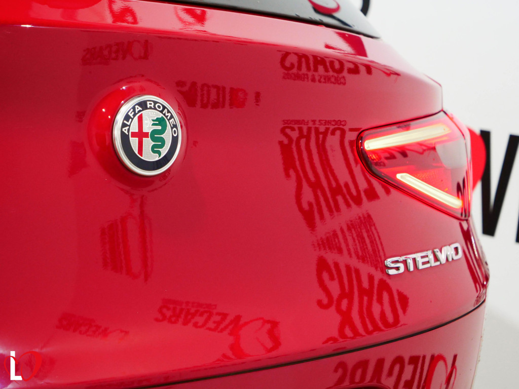 ALFA ROMEO STELVIO 2.2 D AUTOM. Q4 EXECUTIVE 210 de segunda mano