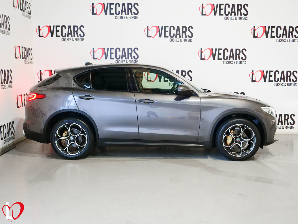 ALFA ROMEO STELVIO 2.2 D AUTOM. Q4 EXECUTIVE 210 de segunda mano