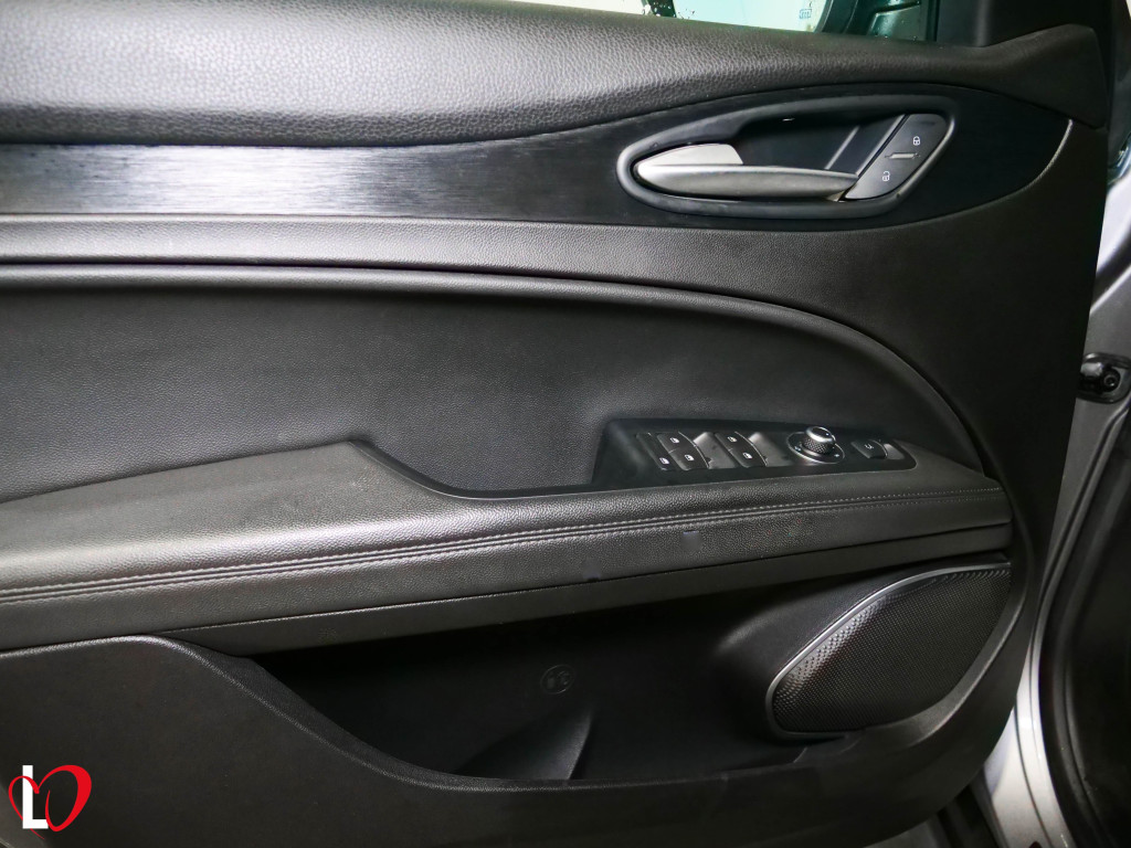 ALFA ROMEO STELVIO 2.2 D AUTOM. Q4 EXECUTIVE TECHO 210 de segunda mano