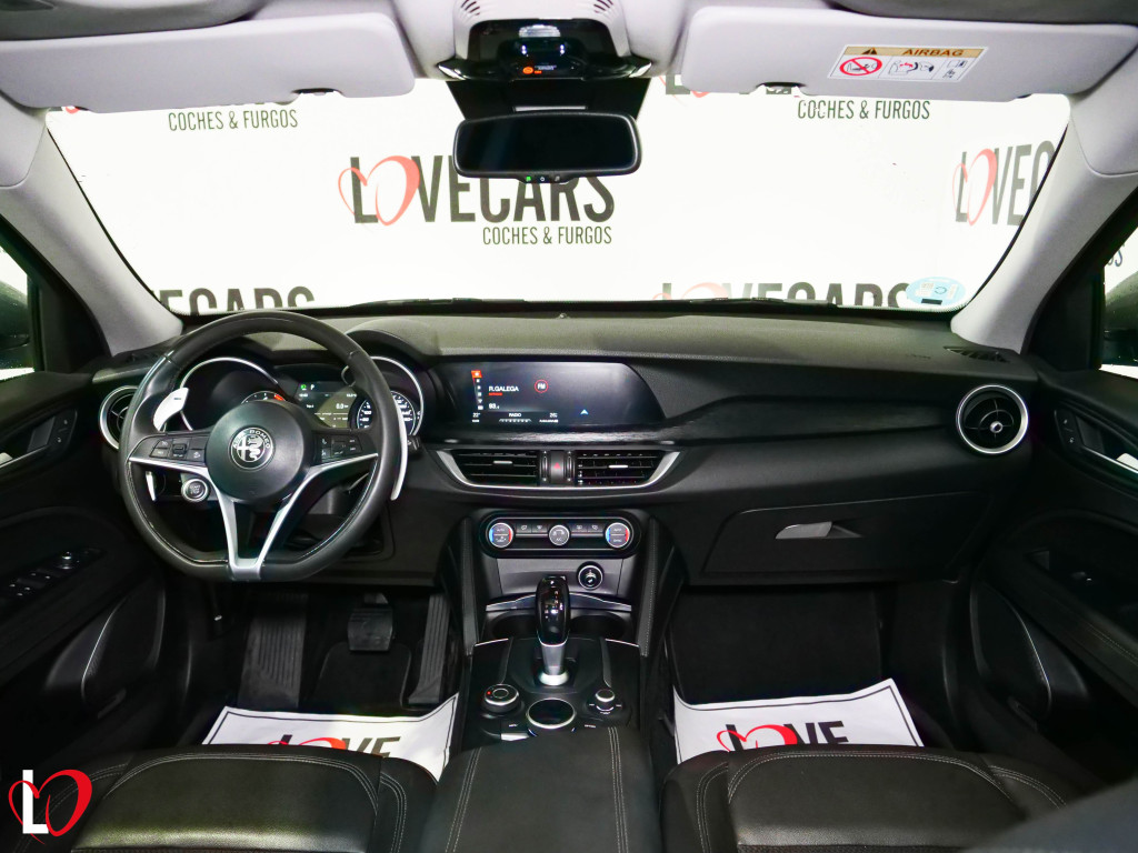 ALFA ROMEO STELVIO 2.2 D AUTOM. Q4 EXECUTIVE TECHO 210 de segunda mano