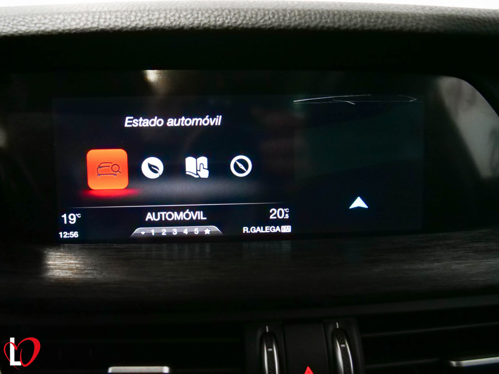 ALFA ROMEO STELVIO 2.2 D AUTOM. Q4 EXECUTIVE TECHO 210 de segunda mano