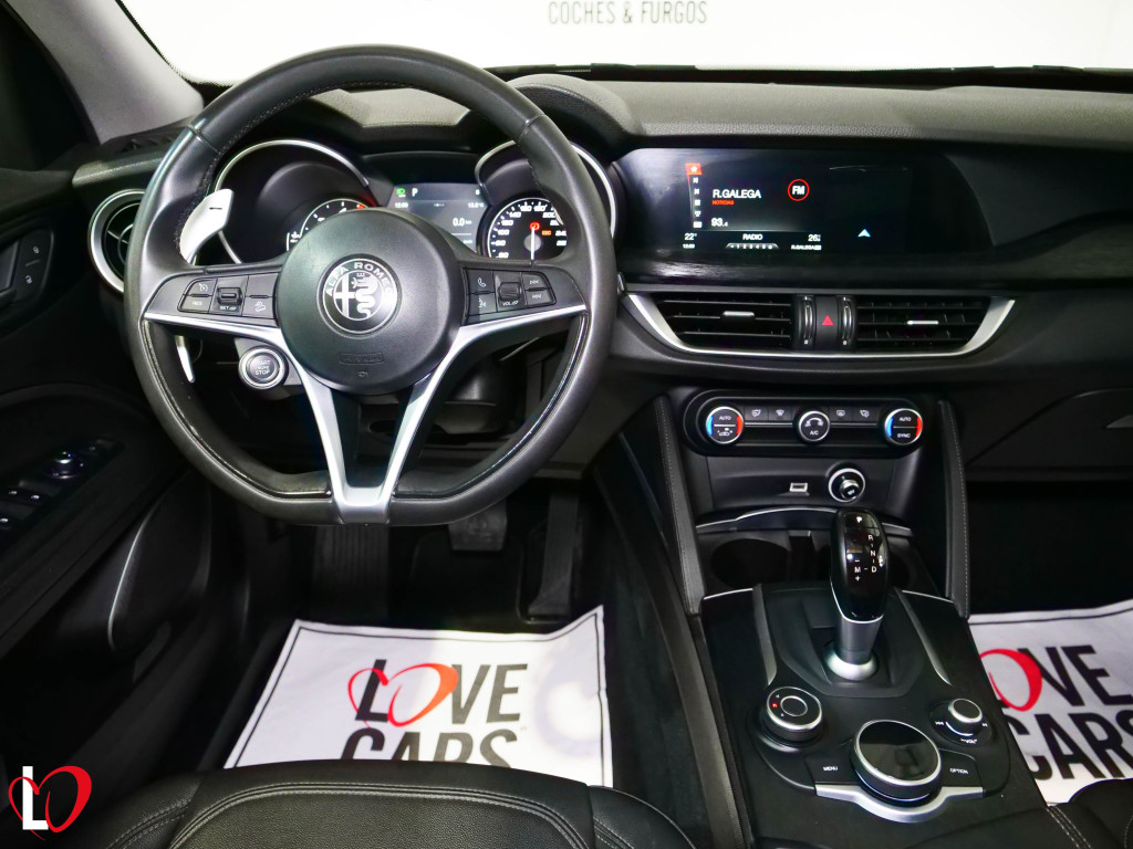 ALFA ROMEO STELVIO 2.2 D AUTOM. Q4 EXECUTIVE TECHO 210 de segunda mano