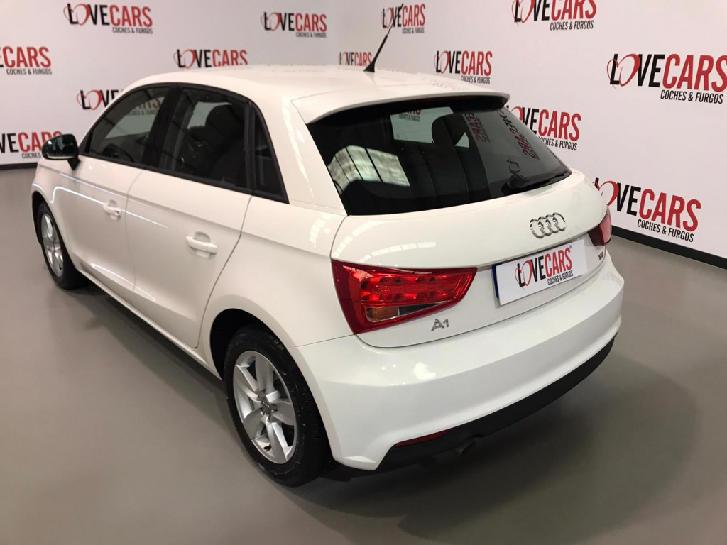 AUDI A1 1.4 TDI SPORTBACK ATTRACTION 90CV de segunda mano