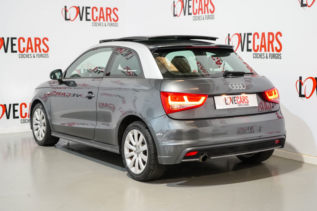AUDI A1 1.6 TDI AMBITION TECHO 105 de segunda mano
