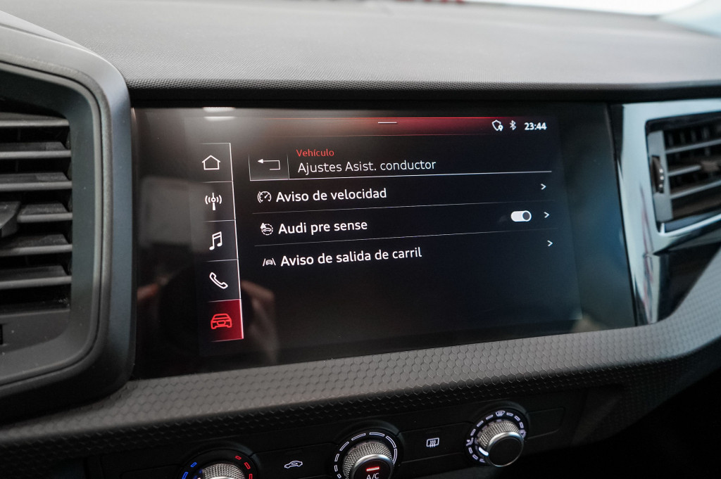 AUDI A1 SPORTBACK 30 TFSI 1.0 BASIC 6 VEL 115 de segunda mano