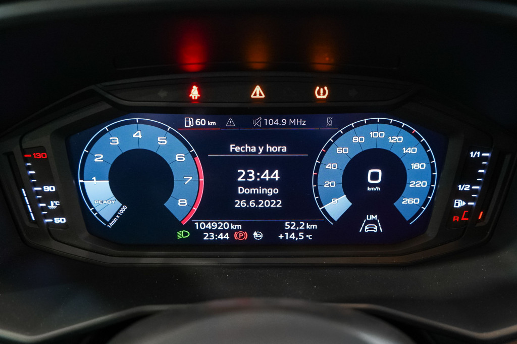 AUDI A1 SPORTBACK 30 TFSI 1.0 BASIC 6 VEL 115 de segunda mano