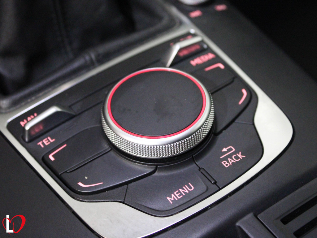AUDI A3 1.6 TDI ADRENALIN SLINE TECHO 110 de segunda mano