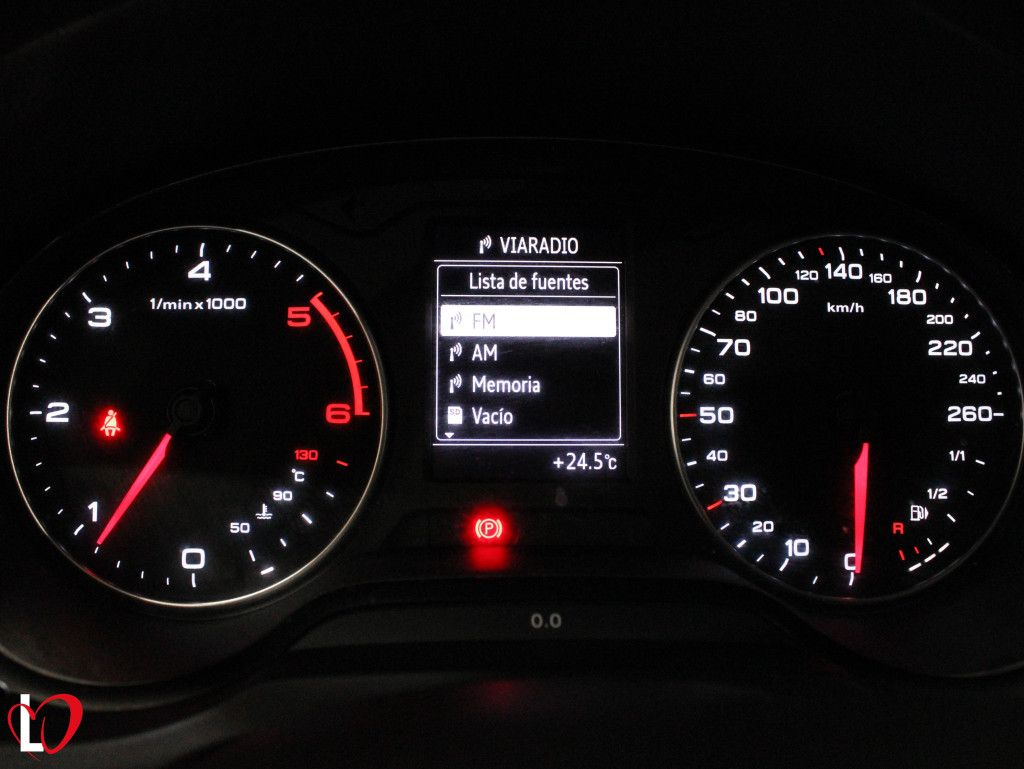 AUDI A3 1.6 TDI ADRENALIN SLINE TECHO 110 de segunda mano