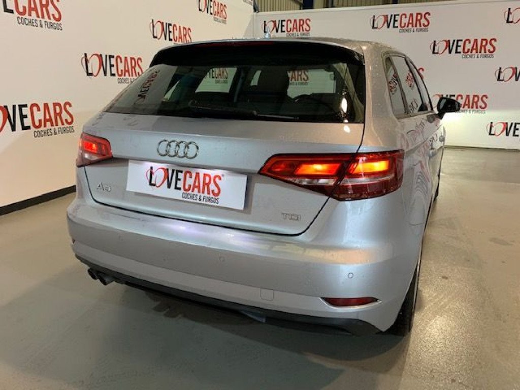 AUDI A3 2.0 TDI SPORTBACK BUSINESS S-TRONIC 150CV de segunda mano