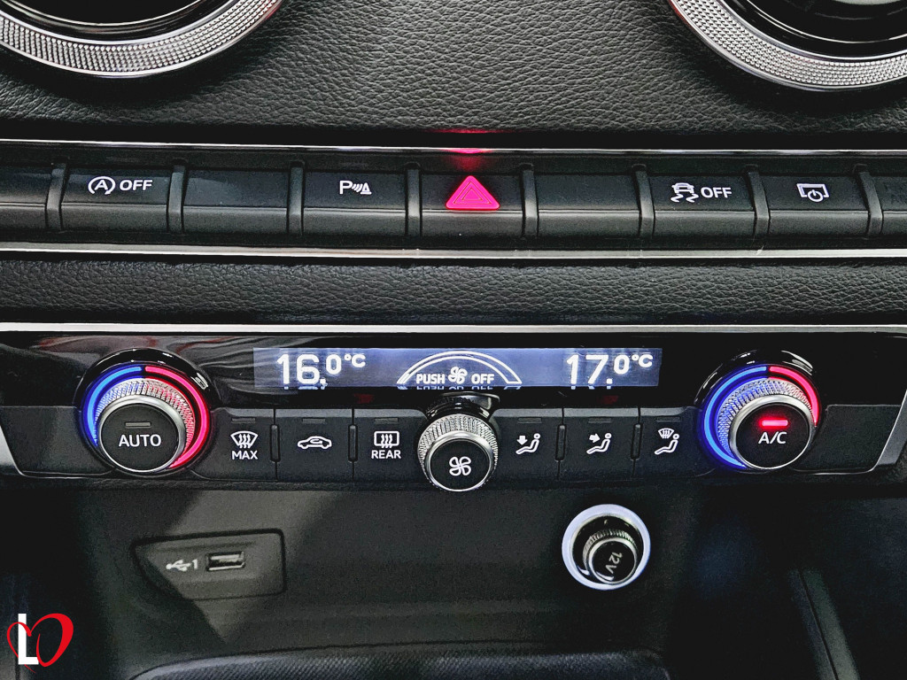 AUDI A3 SEDAN 35 TDI S TRONIC DESIGN 150 de segunda mano