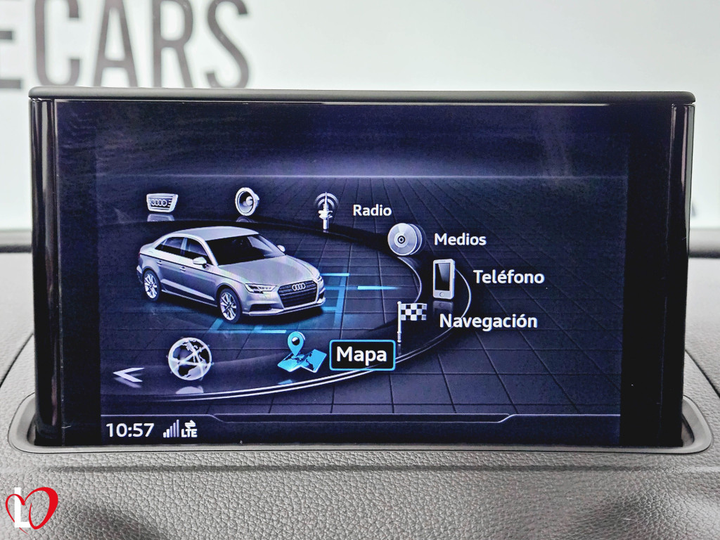 AUDI A3 SEDAN 35 TDI S TRONIC DESIGN 150 de segunda mano