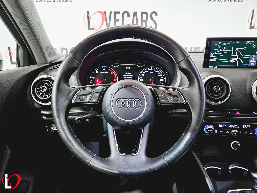 AUDI A3 SEDAN 35 TDI S TRONIC DESIGN 150 de segunda mano