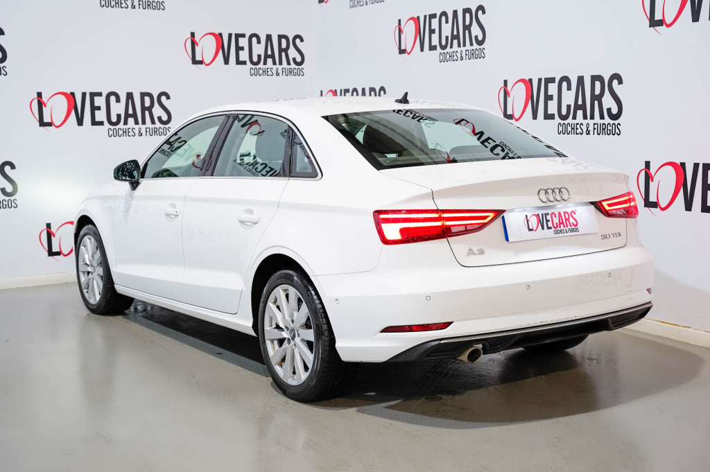 AUDI A3 SEDAN DESIGN 30 TDI 116 de segunda mano