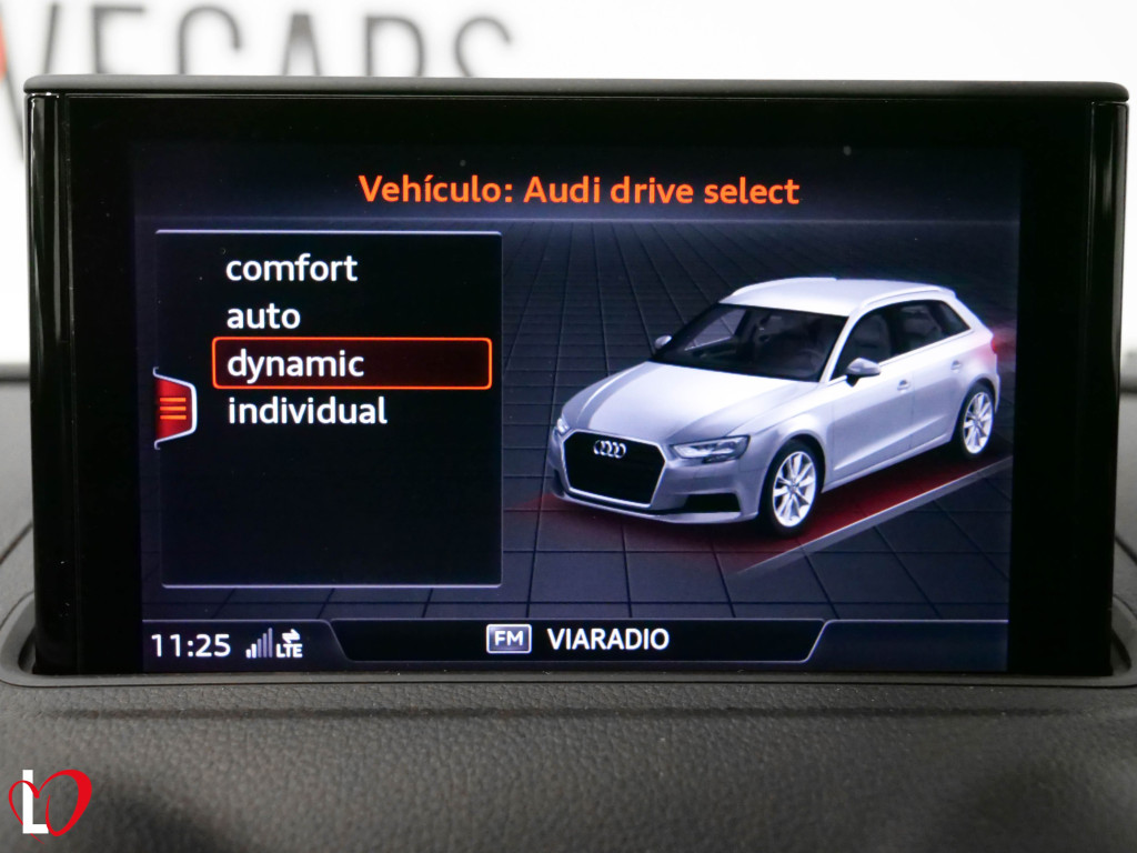 AUDI A3 SPORTBACK 30 TFSI S LINE TECHO 115 de segunda mano