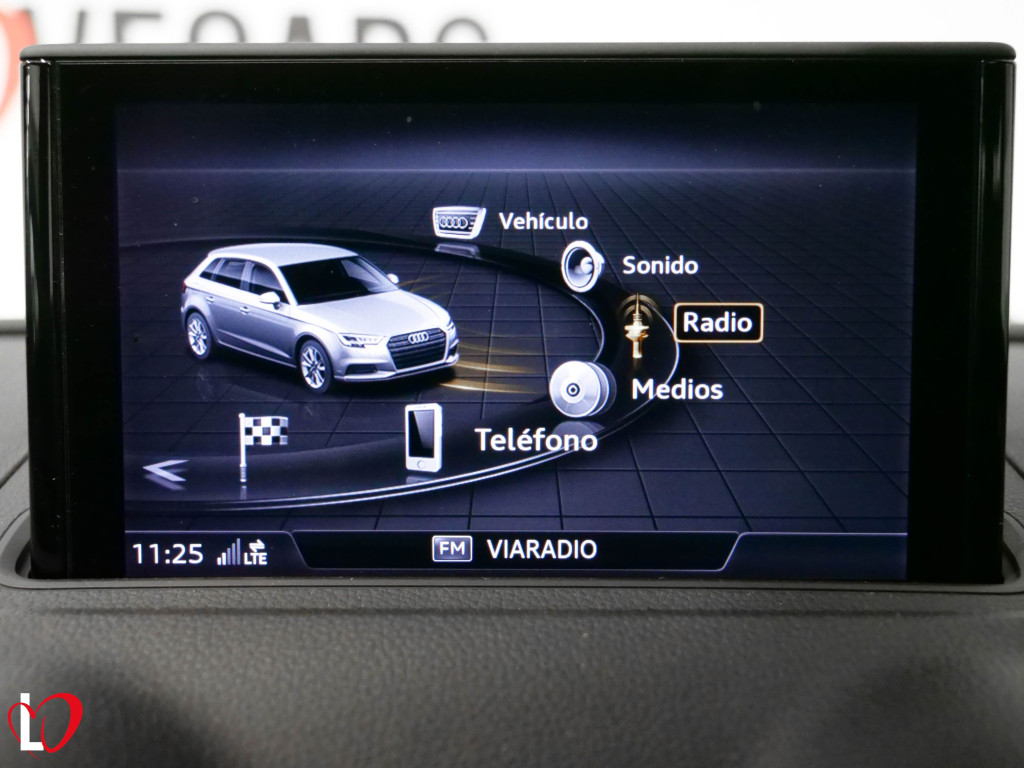AUDI A3 SPORTBACK 30 TFSI S LINE TECHO 115 de segunda mano