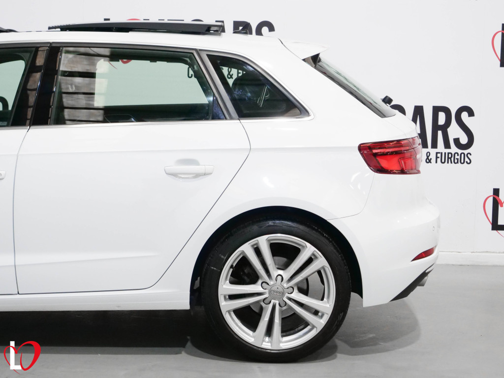 AUDI A3 SPORTBACK 30 TFSI S LINE TECHO 115 de segunda mano