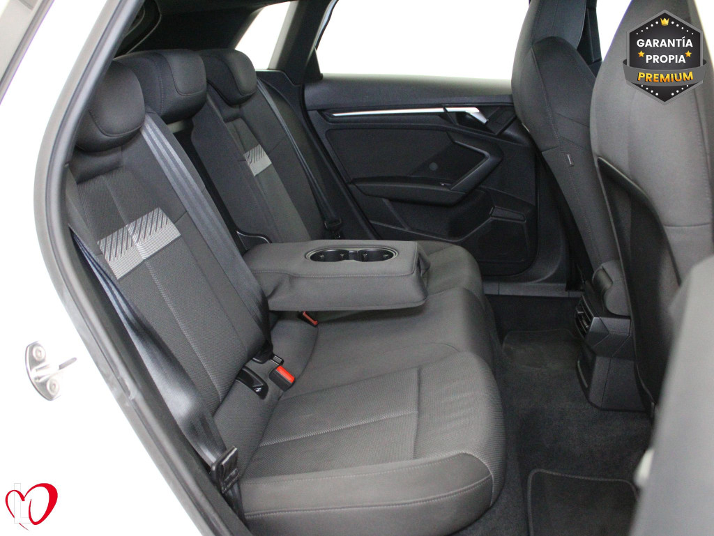 AUDI A3 SPORTBACK 35 TDI S TRONIC GENUINE 150 de segunda mano