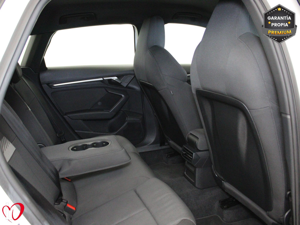 AUDI A3 SPORTBACK 35 TDI S TRONIC GENUINE 150 de segunda mano