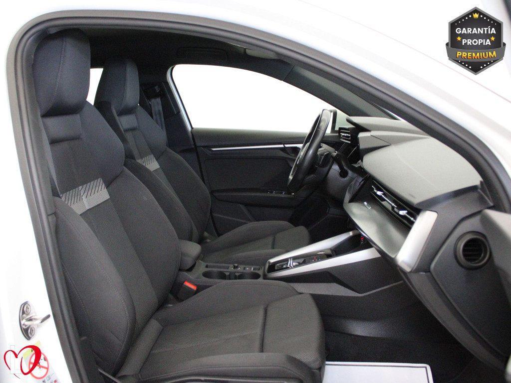 AUDI A3 SPORTBACK 35 TDI S TRONIC GENUINE 150 de segunda mano