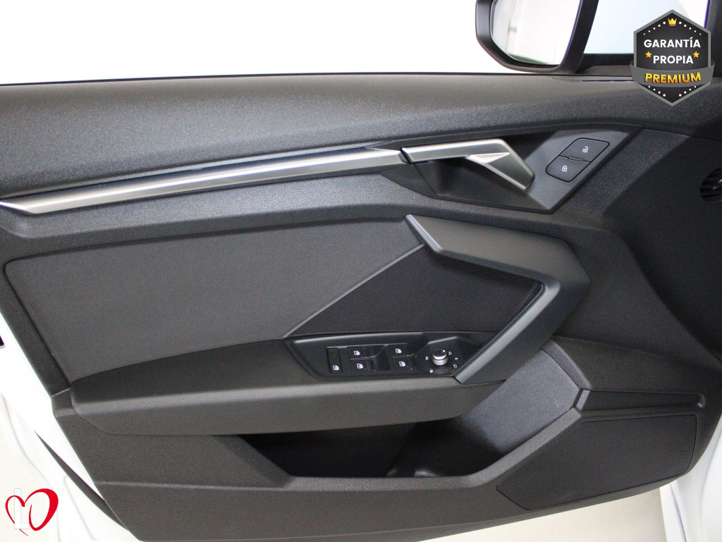 AUDI A3 SPORTBACK 35 TDI S TRONIC GENUINE 150 de segunda mano