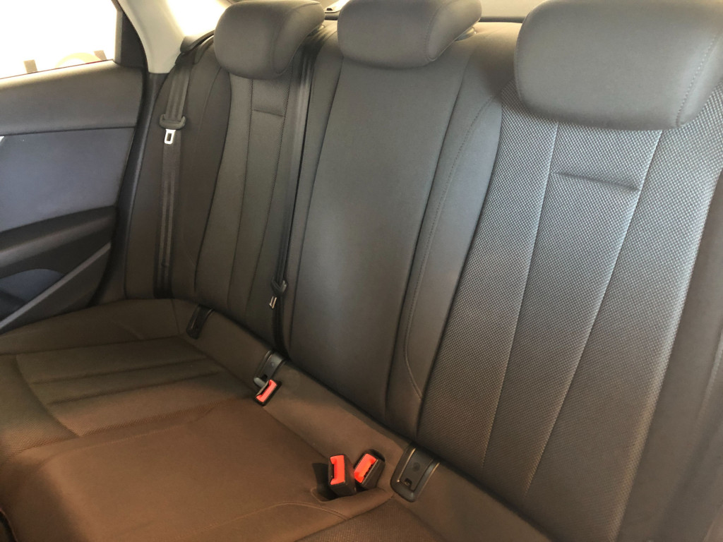 AUDI A4 2.0 TDI ADVANCED EDITION 150 de segunda mano