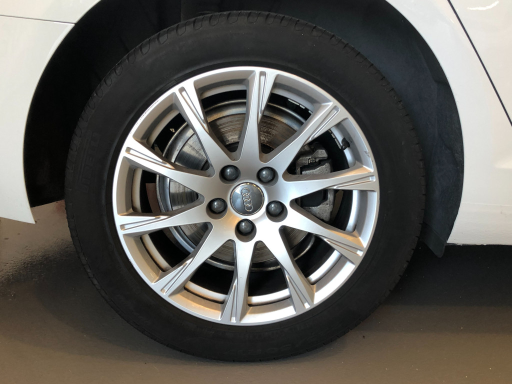 AUDI A4 2.0 TDI ADVANCED EDITION 150 de segunda mano