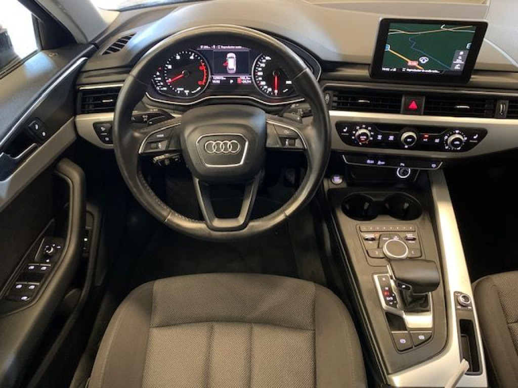 AUDI A4 2.0 TDI AVANT AUTO. de segunda mano