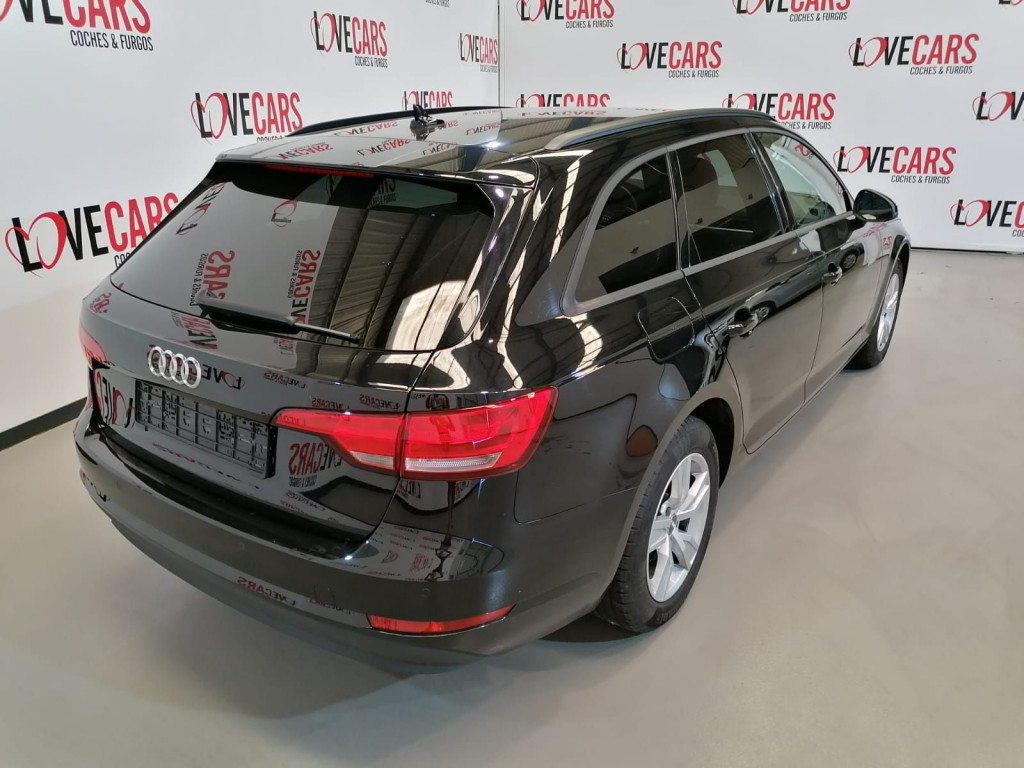 AUDI A4 2.0 TDI AVANT S TRONIC 120CV de segunda mano