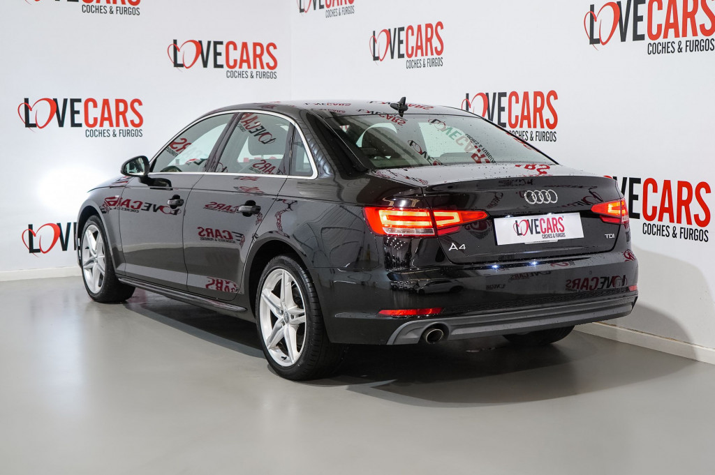 AUDI A4 2.0 TDI S-LINE 150 de segunda mano