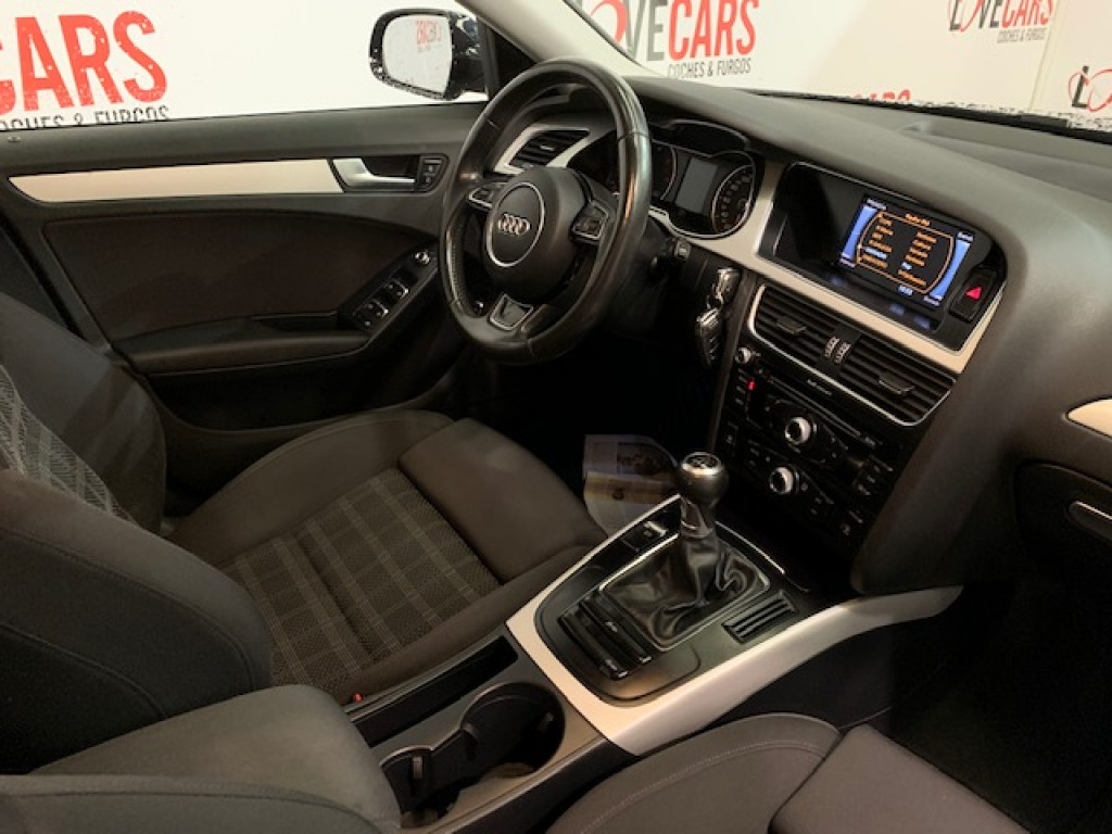 AUDI A4 2.0 TDI S-LINE EDITION 150CV de segunda mano