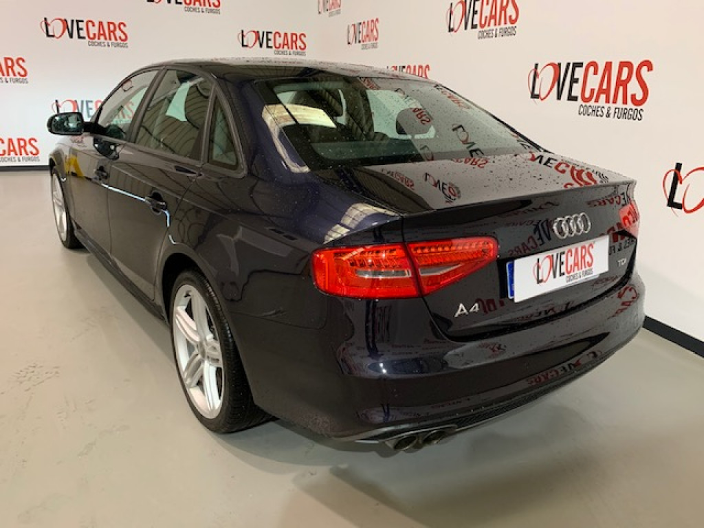 AUDI A4 2.0 TDI S-LINE EDITION 150CV de segunda mano