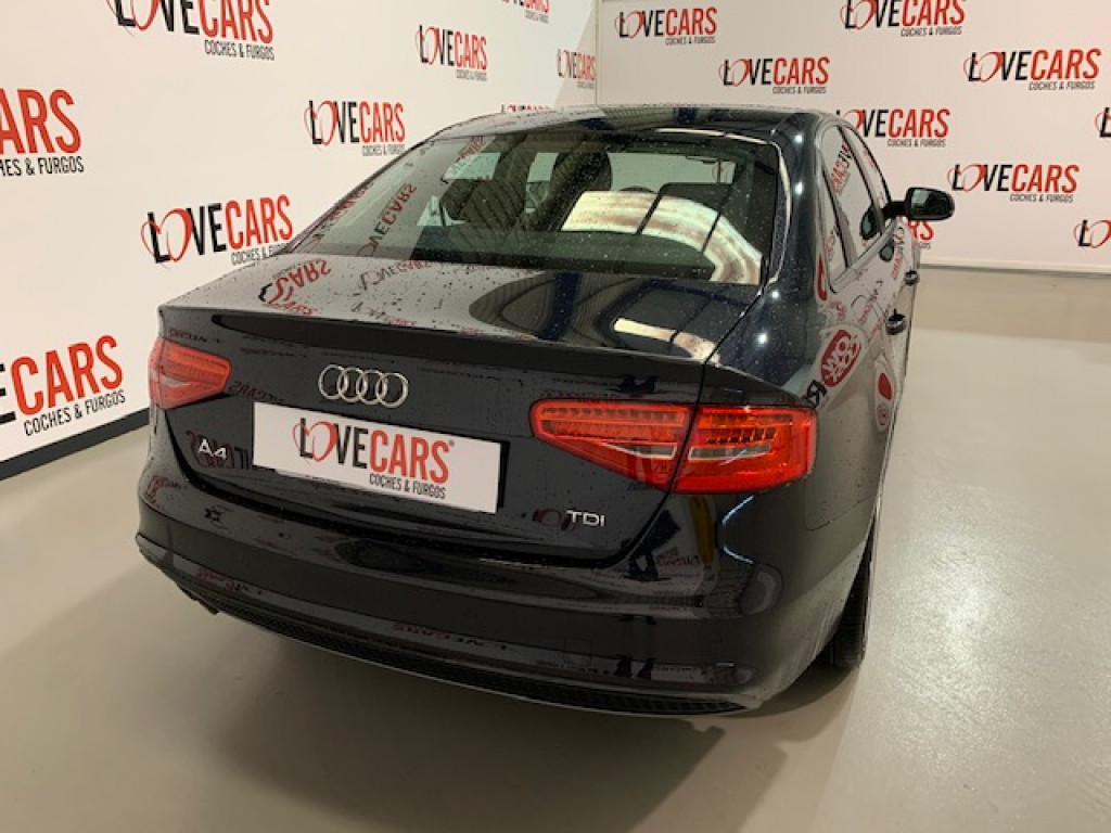 AUDI A4 2.0 TDI S-LINE EDITION 150CV de segunda mano