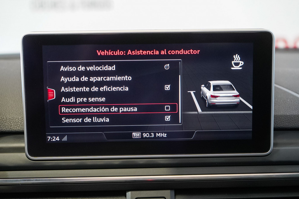 AUDI A4 2.0 TDI S-LINE TECHO 150 de segunda mano