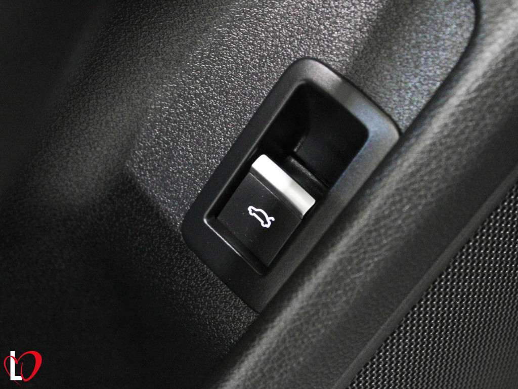AUDI A4 30 TDI S TRONIC ADVANCED 136 de segunda mano