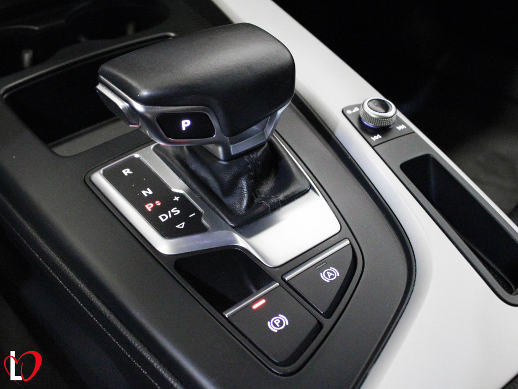 AUDI A4 30 TDI S TRONIC ADVANCED 136 de segunda mano