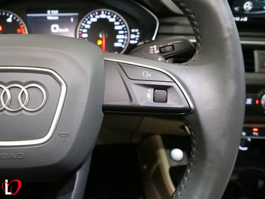 AUDI A4 35 TDI S TRONIC  TECHO 150 de segunda mano
