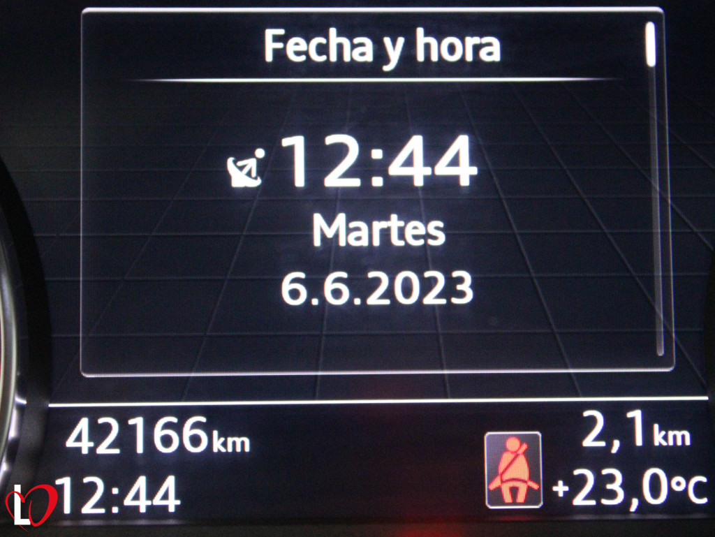 AUDI A4 AVANT 2.0 TDI ADVACED EDITION 150 de segunda mano