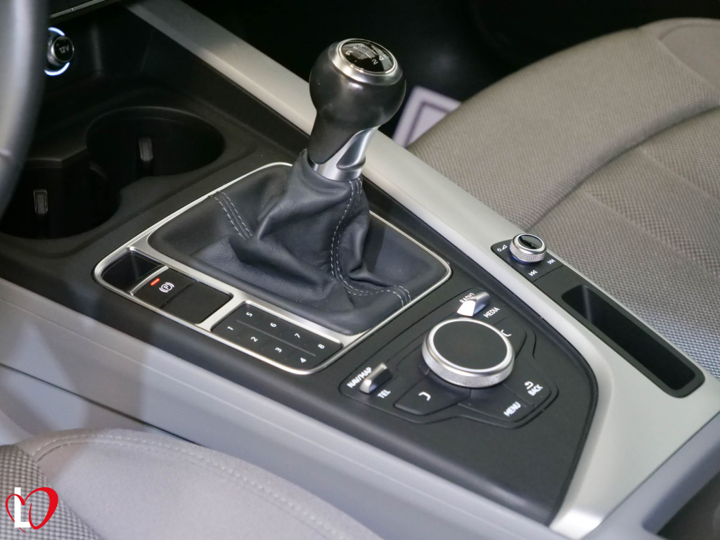 AUDI A4 AVANT 2.0 TDI BASIC 6 VEL 150 de segunda mano