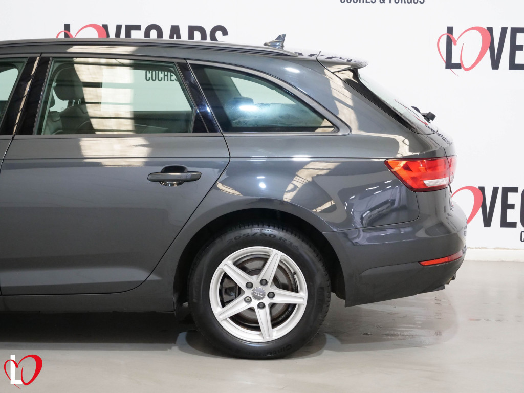AUDI A4 AVANT 2.0 TDI BASIC 6 VEL 150 de segunda mano