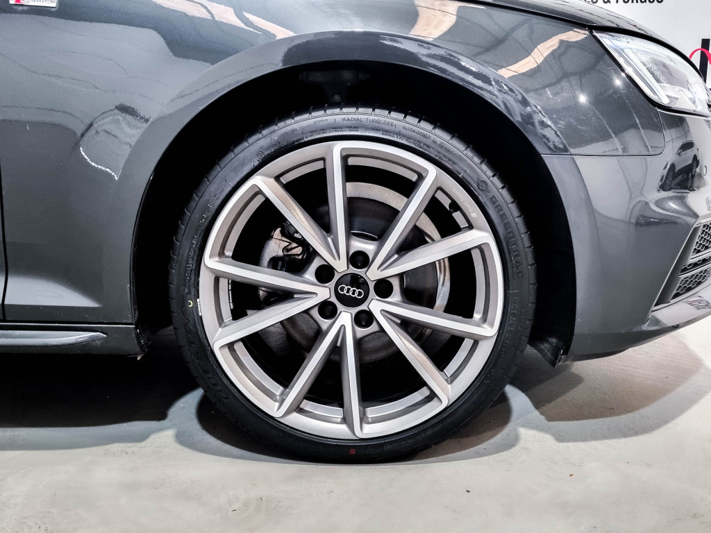 AUDI A4 AVANT 2.0 TDI BLACK LINE EDITION 150 de segunda mano