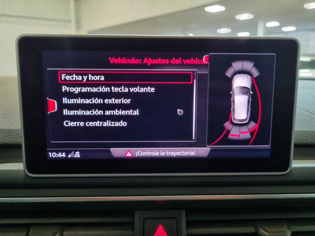 AUDI A4 AVANT 2.0 TDI BLACK LINE EDITION 150 de segunda mano