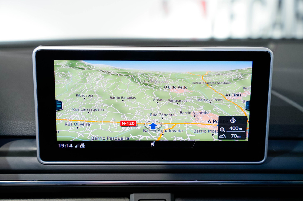 AUDI A4 AVANT 2.0 TDI S-LINE 150 de segunda mano