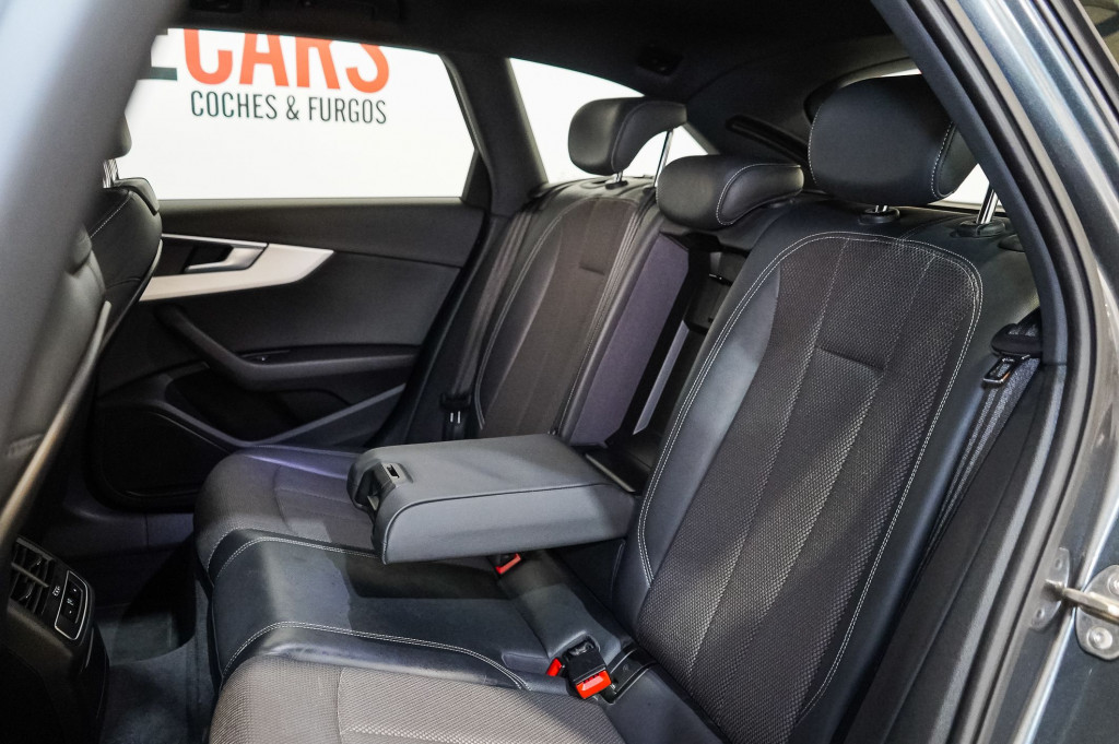 AUDI A4 AVANT 2.0 TDI S-LINE AVANT 150 de segunda mano